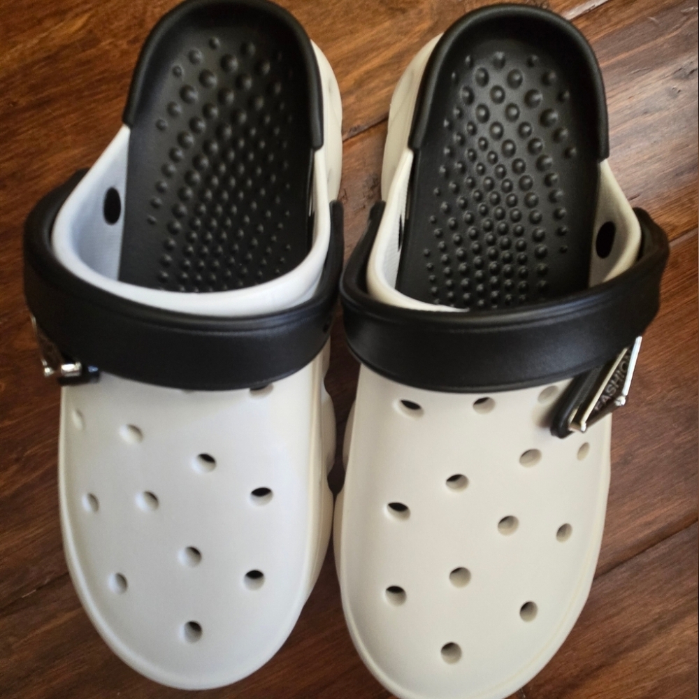 Adult BLACK & WHITE Clogs